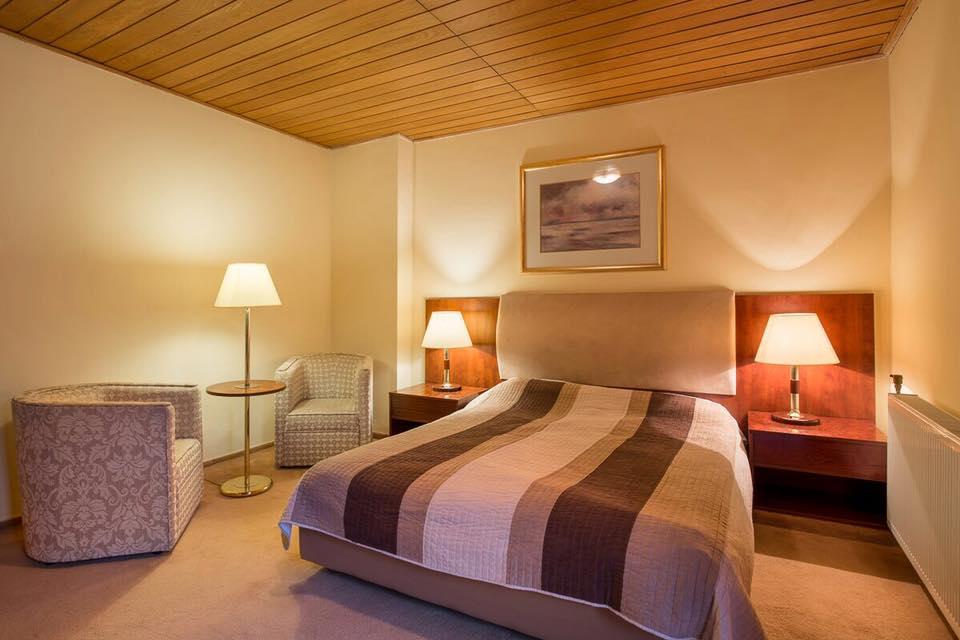 Vila Pinul Si Mesteacanul Hotel Poiana Brasov Buitenkant foto