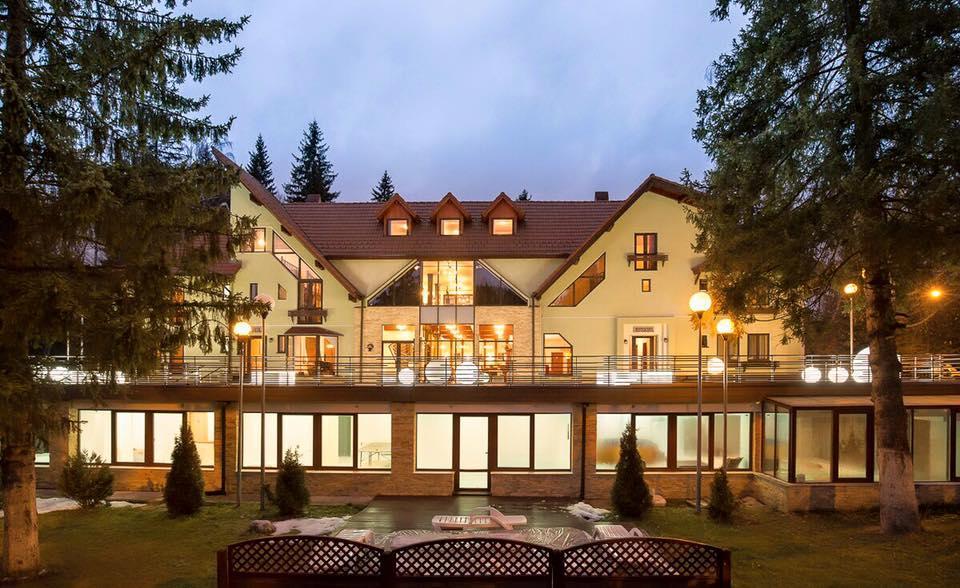 Vila Pinul Si Mesteacanul Hotel Poiana Brasov Buitenkant foto