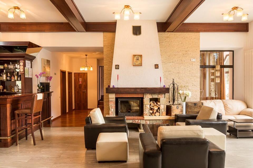 Vila Pinul Si Mesteacanul Hotel Poiana Brasov Buitenkant foto