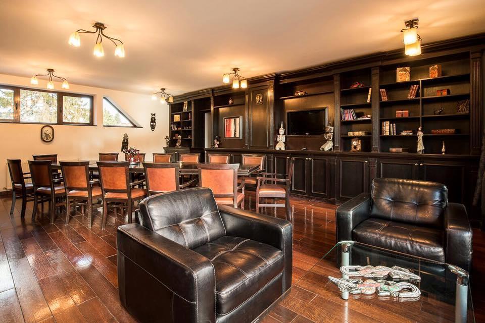 Vila Pinul Si Mesteacanul Hotel Poiana Brasov Buitenkant foto