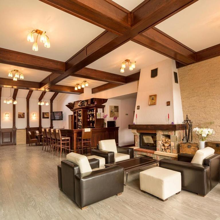 Vila Pinul Si Mesteacanul Hotel Poiana Brasov Buitenkant foto